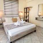 アパートホテル Ianos ポトス