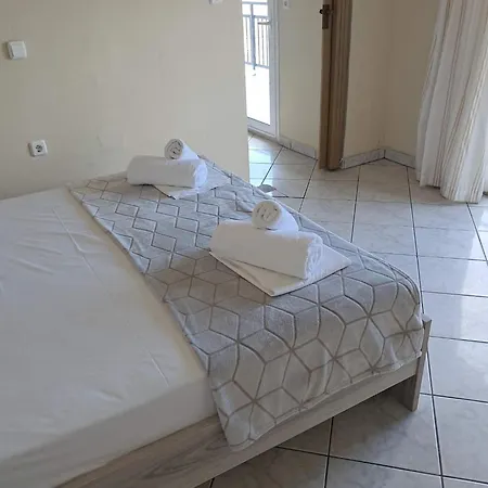 Ianos Apart Otel Potos